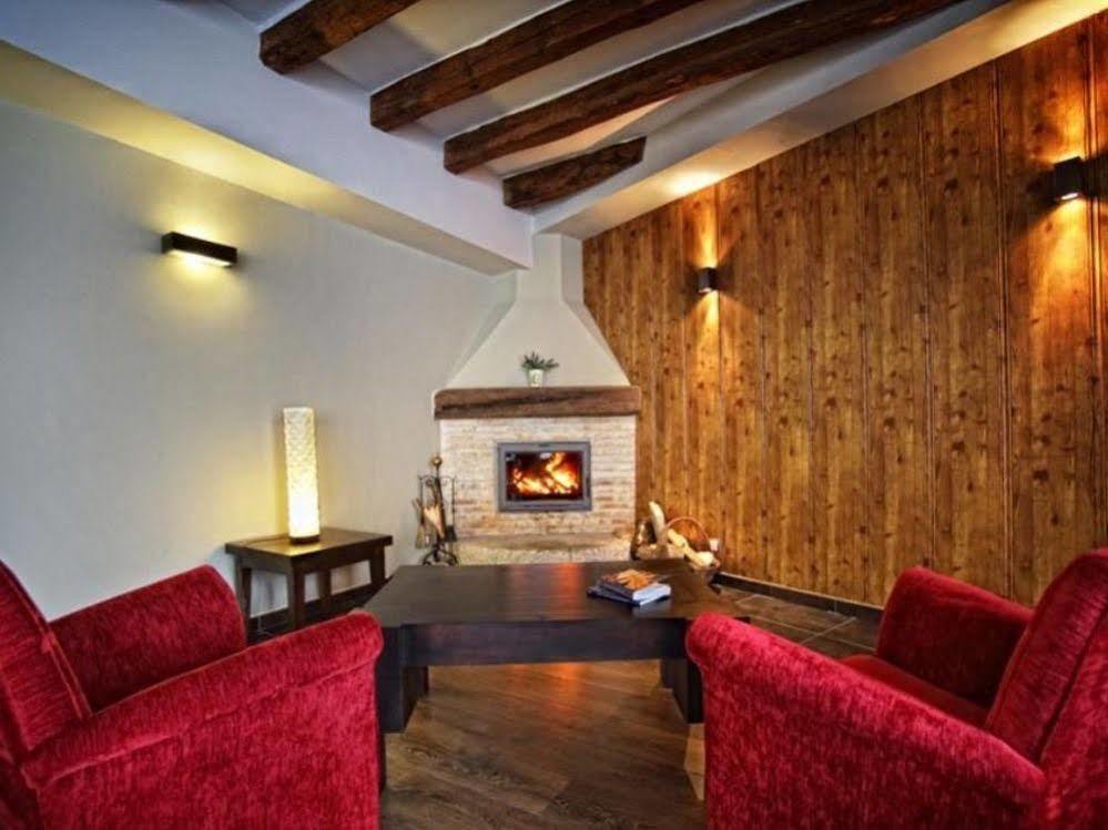 Posada La Casona De Valbuena Valbuena De Duero Exteriér fotografie